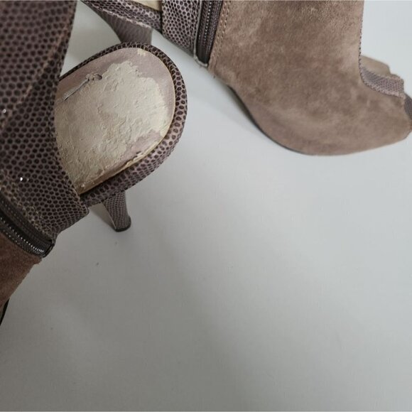 VINCE CAMUTO | Suede open toe heels taupe gray brown sz 10B - Picture 7 of 8